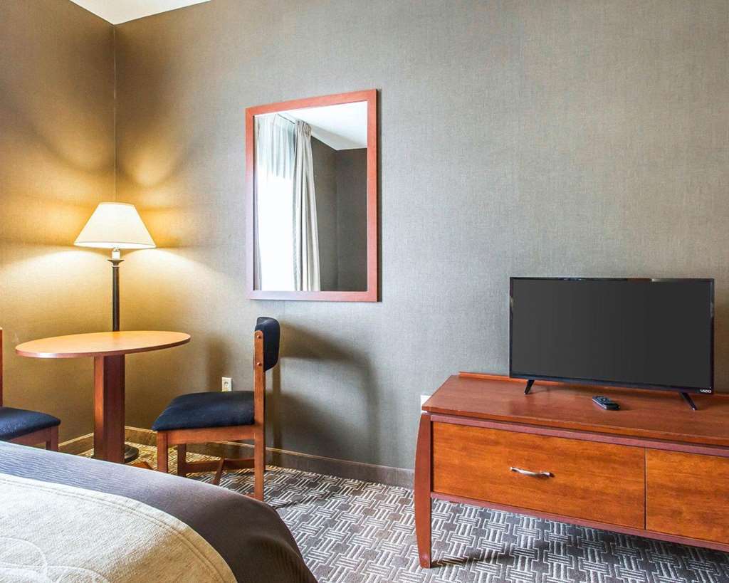 Quality Inn & Suites Benton - Draffenville Стая снимка